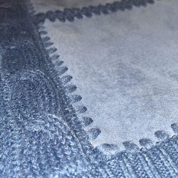 Designers Studio Originals Blue Leather Cable Knit Vest size Medium - Picture 5 of 6